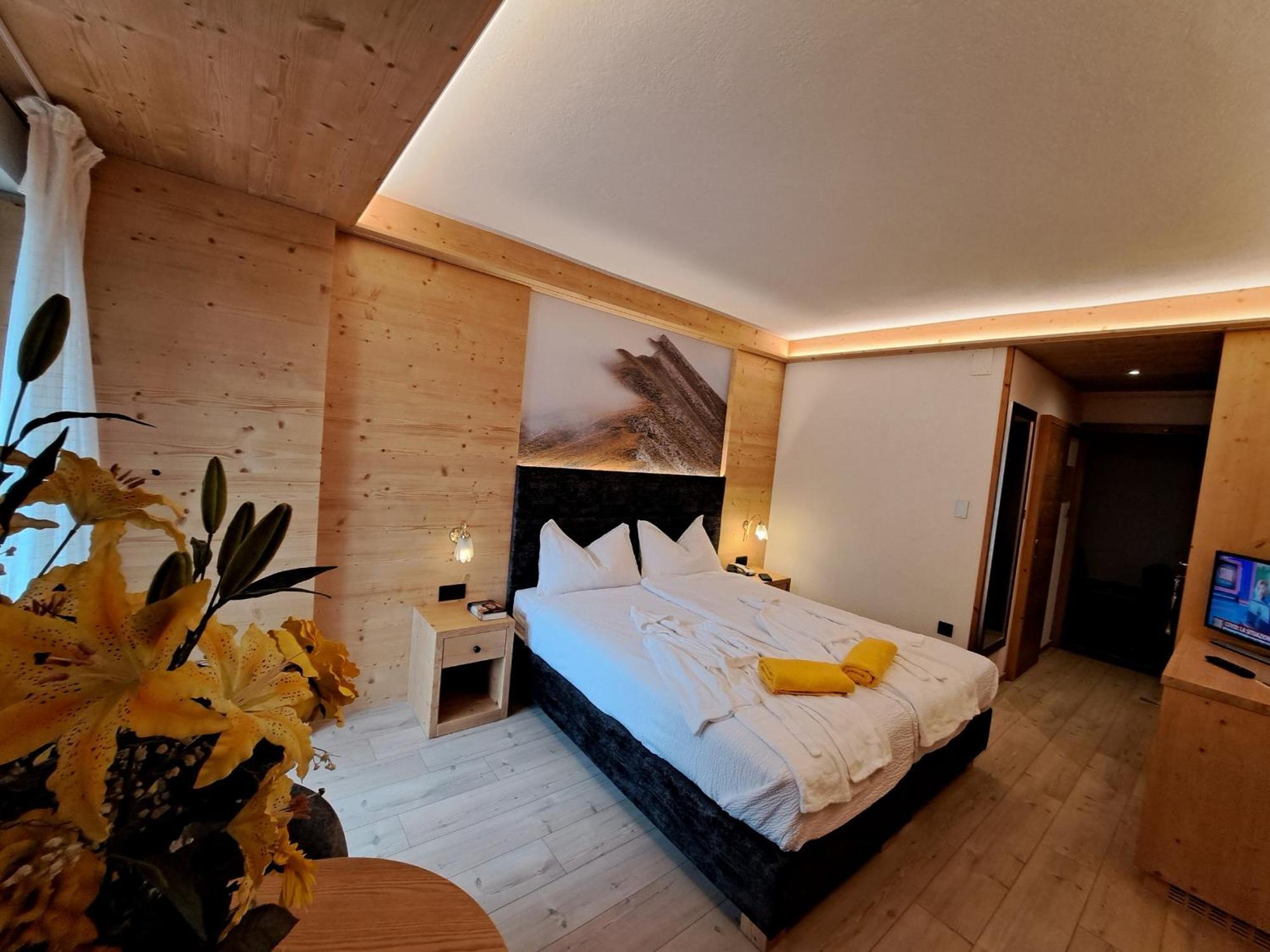 Lake&Nature Hotel Gloria مولفينو المظهر الخارجي الصورة